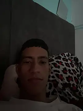 Snapshot of Angelstripboy chatting on February 6, 9:06 pm Angelstripboy online show from February 6, 9:06 pm