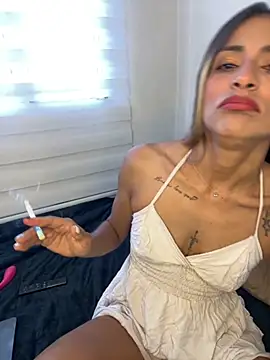 Liamiler01  online show from September 16, 12:17 pm