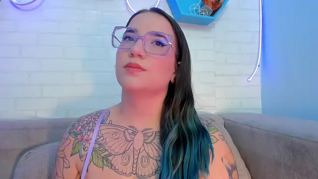 Snapshot of DEVA_BLUE_ chatting on January 23, 5:02 am DEVA BLUE  online show from January 23, 5:02 am