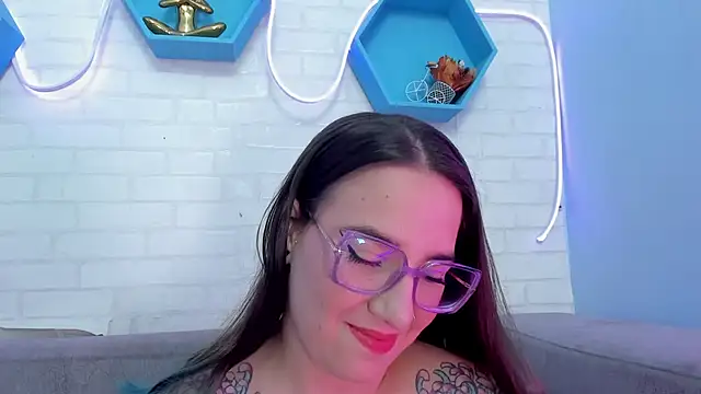 Snapshot of DEVA_BLUE_ chatting on January 30, 4:48 am DEVA BLUE  online show from January 30, 4:48 am