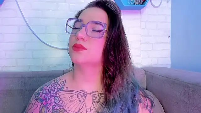 Snapshot of DEVA_BLUE_ chatting on March 6, 3:46 am DEVA BLUE  online show from March 6, 3:46 am