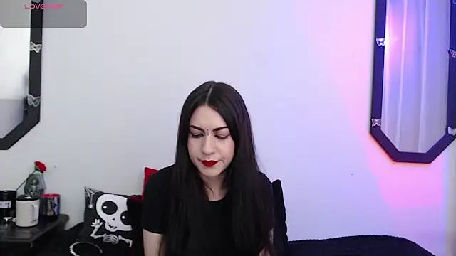 Snapshot of Amy_Aloqua chatting on October 1, 4:02 pm Amy Aloqua online show from October 1, 4:02 pm