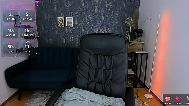 JeannieFox  online show from December 4, 5:16 am