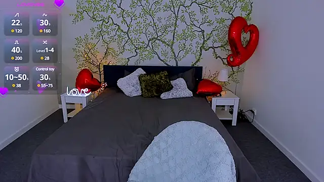 JeannieFox  online show from February 13, 9:06 pm