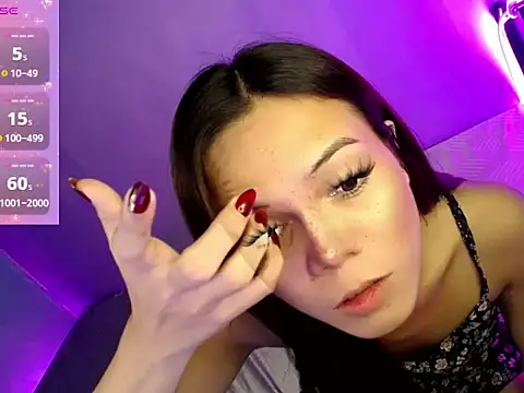 katie white online show from January 18, 11:36 am