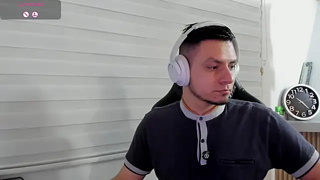 Rick Diesel  online show from April 1, 3:18 am