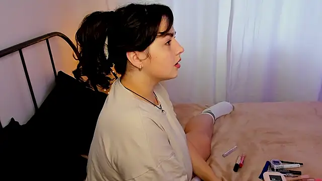 Talla a online show from November 16, 9:04 am