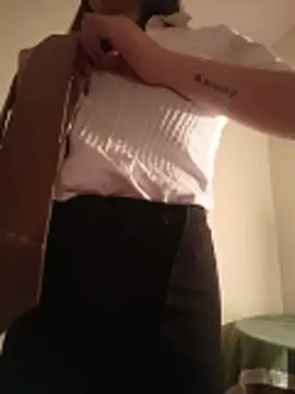 Snapshot of AmazingFuckCam chatting on May 16, 7:56 pm AmazingFuckCam online show from May 16, 7:56 pm