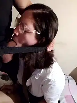 Snapshot of AmazingFuckCam chatting on May 17, 10:33 am AmazingFuckCam online show from May 17, 10:33 am