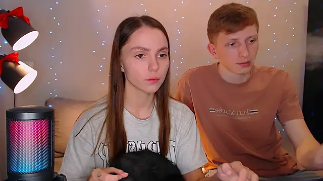 juliaanddima online show from January 23, 8:45 pm