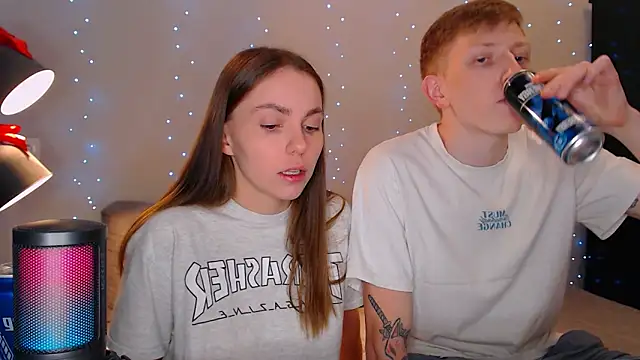 juliaanddima online show from February 17, 9:30 pm