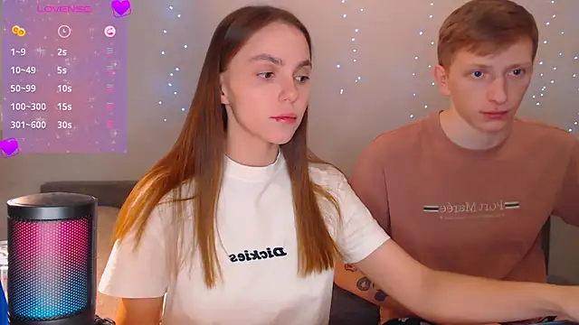 juliaanddima online show from March 12, 8:52 pm