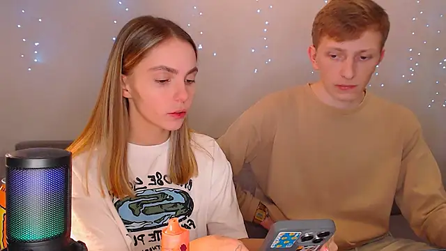 juliaanddima online show from March 20, 9:24 pm