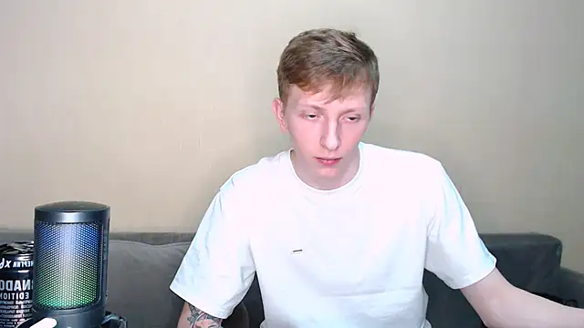 juliaanddima online show from February 9, 11:09 pm