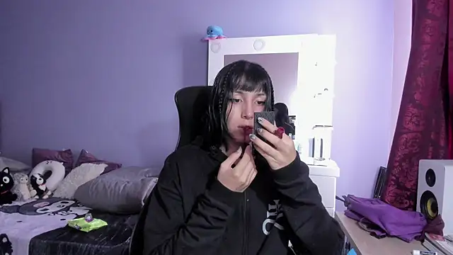Snapshot of Room312_ chatting on March 15, 7:38 pm Room312  online show from March 15, 7:38 pm