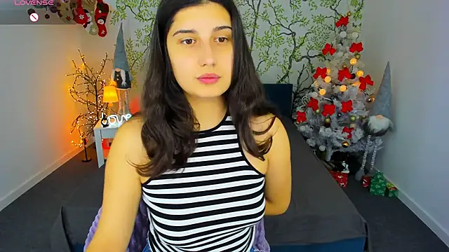 Snapshot of Linda_EX chatting on January 4, 7:45 am Linda EX online show from January 4, 7:45 am