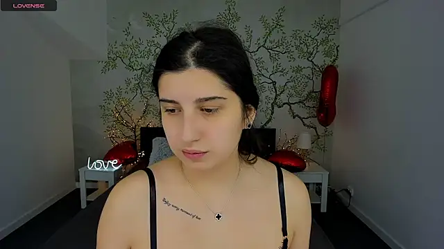 Snapshot of Linda_EX chatting on February 14, 7:28 am Linda EX online show from February 14, 7:28 am