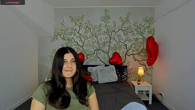 Snapshot of Linda_EX chatting on February 21, 7:01 am Linda EX online show from February 21, 7:01 am