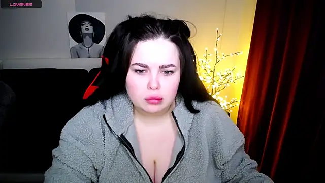 Emily Mo online show from February 1, 6:32 am