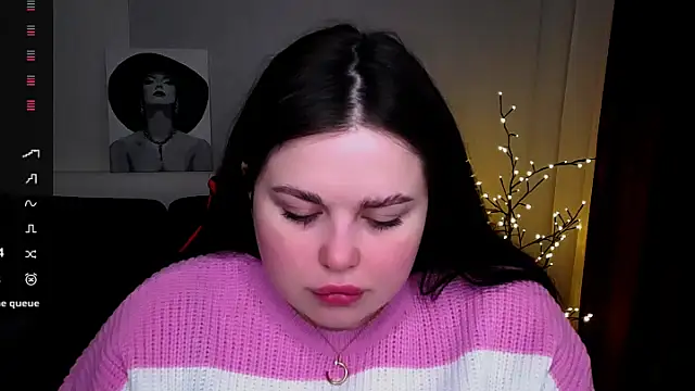 Emily Mo online show from February 13, 6:30 am