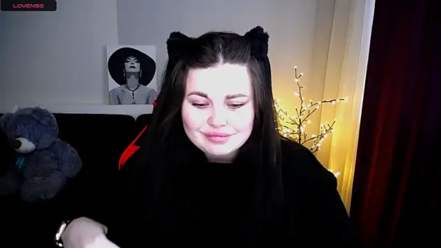 Emily Mo online show from February 22, 6:28 am