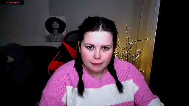 Emily Mo online show from February 23, 6:39 am