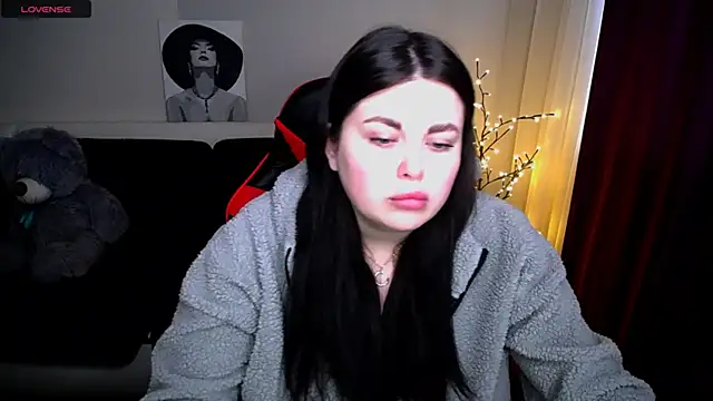 Emily Mo online show from February 25, 6:36 am