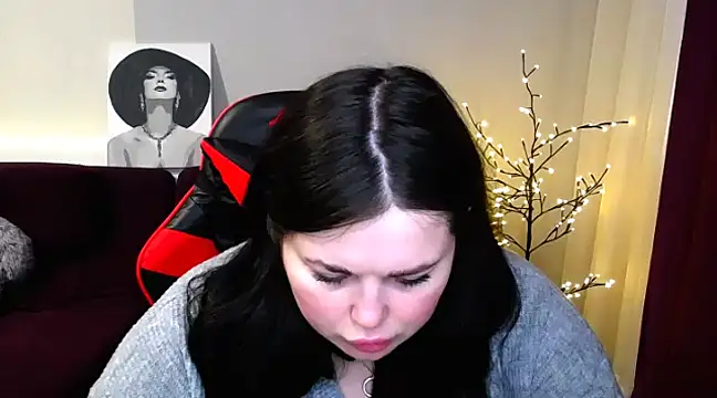 Emily Mo online show from March 1, 6:35 am