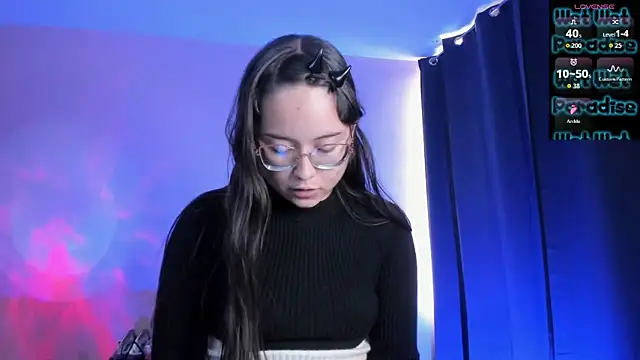 shantalc3rezo online show from November 4, 7:35 pm