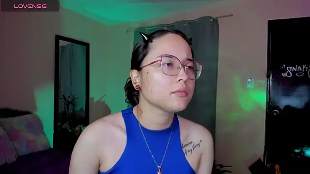 shantalc3rezo online show from February 16, 7:43 pm