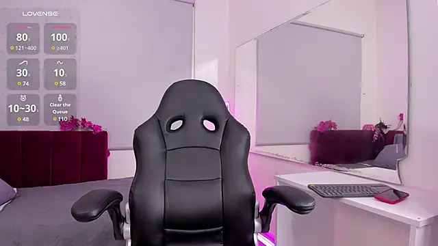 Snapshot of mia_thompsonn_ chatting on January 20, 2:36 pm mia thompsonn  online show from January 20, 2:36 pm