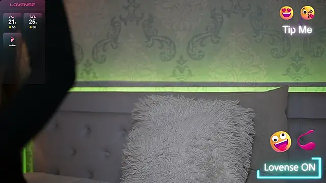 Snapshot of AmyKaiya chatting on February 12, 3:18 am AmyKaiya online show from February 12, 3:18 am