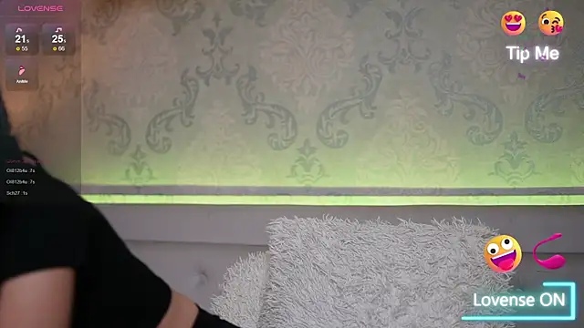 Snapshot of AmyKaiya chatting on February 28, 9:33 pm AmyKaiya online show from February 28, 9:33 pm