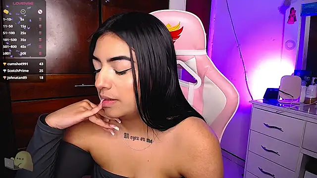 eva six online show from February 19, 4:44 am