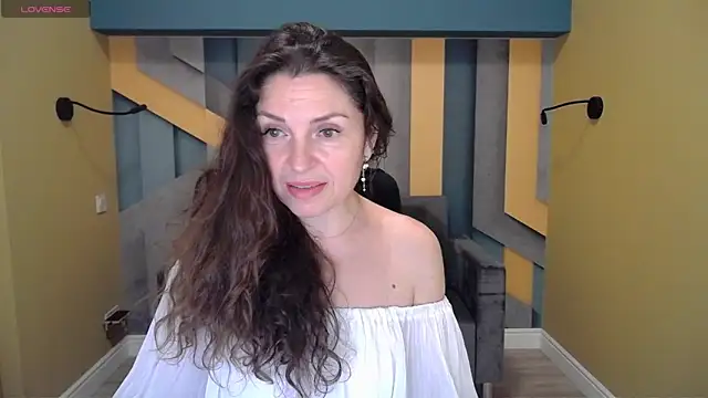 EllaLong online show from December 13, 3:32 pm