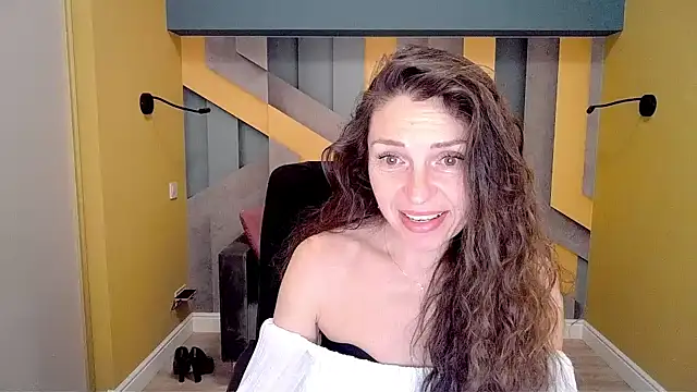 EllaLong online show from February 15, 12:33 pm