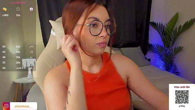 dakottaa  online show from February 1, 3:19 am