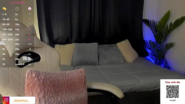 dakottaa  online show from March 18, 2:47 am