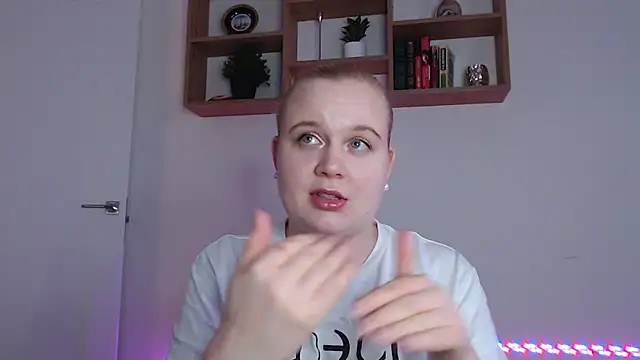 Karolina love  online show from December 5, 11:41 am