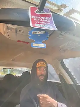 Snapshot of fulsome_change223 chatting on October 16, 5:36 pm fulsome change223 online show from October 16, 5:36 pm