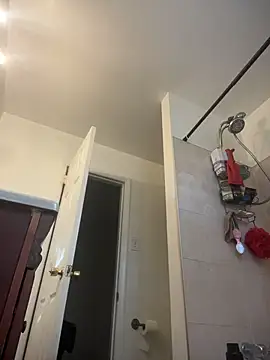 Snapshot of fulsome_change223 chatting on November 7, 2:17 pm fulsome change223 online show from November 7, 2:17 pm