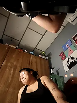 Snapshot of DanelyLopez chatting on February 7, 4:38 am DanelyLopez online show from February 7, 4:38 am