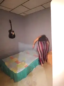 Snapshot of DanelyLopez chatting on February 10, 1:43 am DanelyLopez online show from February 10, 1:43 am