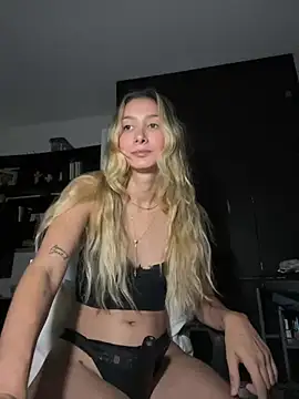 DanikRosse online show from February 3, 6:56 am