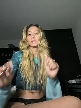 DanikRosse online show from February 28, 3:48 am