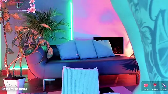 Megan inked online show from October 25, 3:25 am