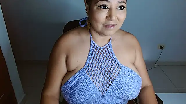 mariemiller19 online show from January 18, 2:03 am