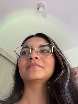 Cat2525 online show from March 18, 7:06 pm