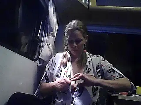 Snapshot of WildScorpio86 chatting on December 22, 3:09 pm WildScorpio86 online show from December 22, 3:09 pm