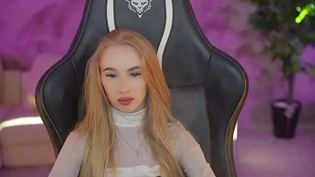 Amelia Blaze online show from February 12, 10:56 am